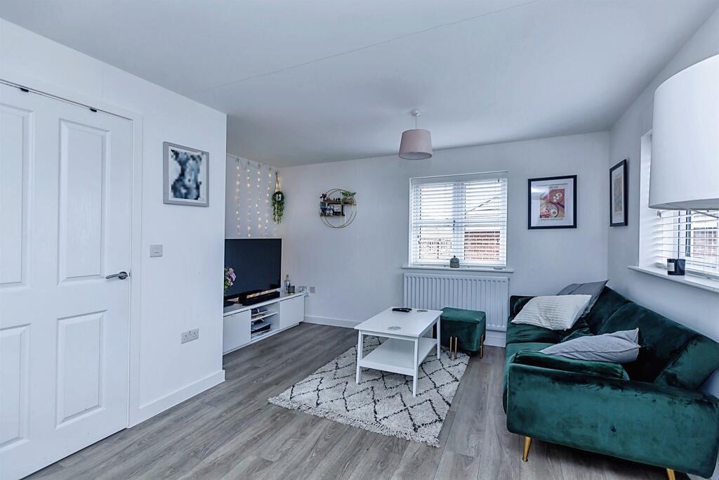 Open Plan Lounge Dining Kitchen