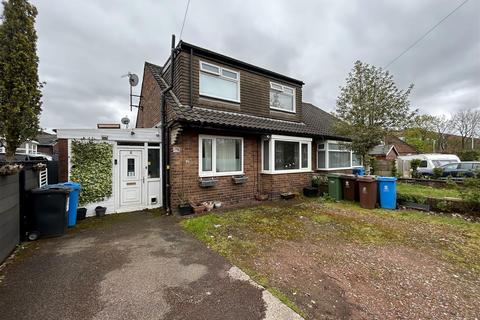 4 bedroom semi-detached bungalow for sale, Gibraltar Street, Oldham