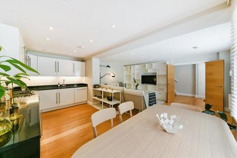 4 bedroom house to rent, Warren Mews, Fitzrovia, W1T