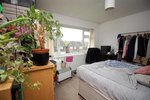 2 bedroom apartment to rent, Beaconsfield Road, Canterbury