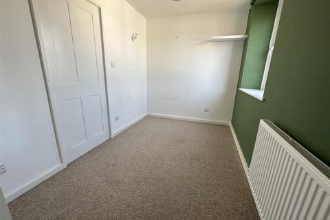2 bedroom property to rent, New Quay Lane