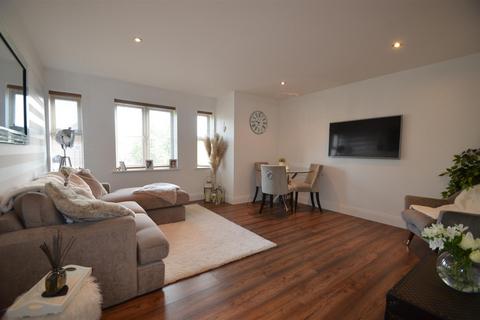 2 bedroom apartment to rent, Coopers Court, Shefford