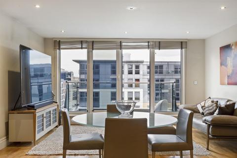 2 bedroom flat for sale, The Boulevard, Imperial Wharf, London