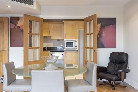 2 bedroom flat for sale, The Boulevard, Imperial Wharf, London