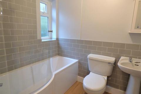 2 bedroom semi-detached bungalow to rent, Clover Hill, Skipton