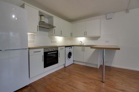 1 bedroom ground floor flat to rent, Capstan Ride, Enfield
