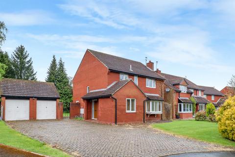 4 bedroom detached house for sale, Tintagel Grove, Kenilworth