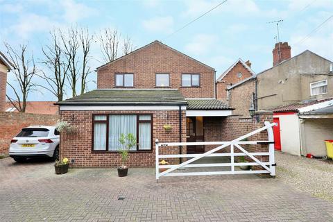 3 bedroom detached house for sale, Fletchergate, Hedon, Hull