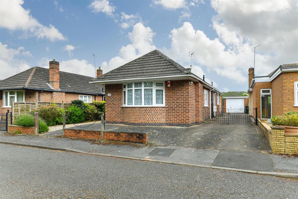 The Old Park, Cotgrave 3 bed detached bungalow for sale £340,000