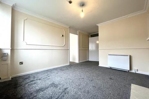 2 bedroom flat to rent, Sherbourne Avenue, Enfield