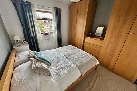 23 Cornmill Drive, Liversedge, WF15 7EE