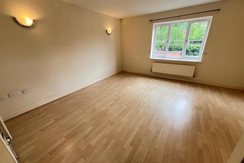 1 bedroom apartment for sale, St. Giles Row, Lower High Street, Stourbridge, DY8 1TR