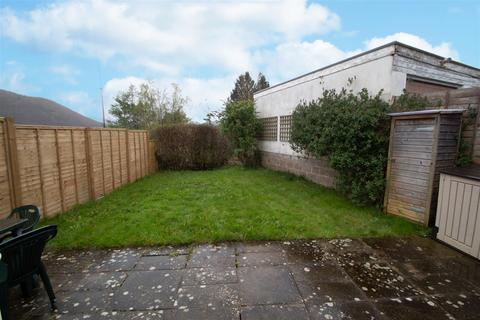 3 Underhill Crescent, Knighton, LD7 1DG