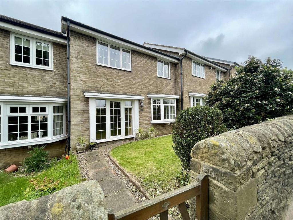 Huddersfield Road, Bretton, WF4 4JP 3 bed terraced house to rent £