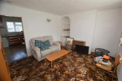 10 Springfield Close, Croxley Green, Rickmansworth, WD3 3HQ