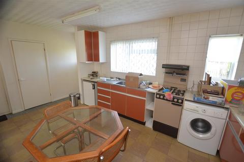 10 Springfield Close, Croxley Green, Rickmansworth, WD3 3HQ