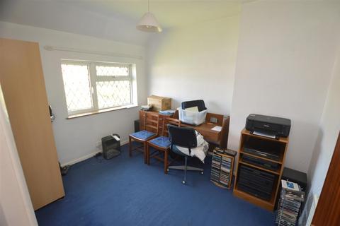10 Springfield Close, Croxley Green, Rickmansworth, WD3 3HQ