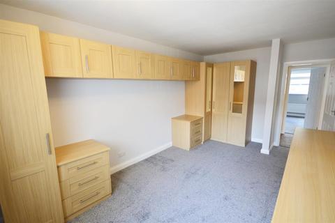 2 bedroom apartment to rent, 57 Esplanade Road, Scarborough YO11