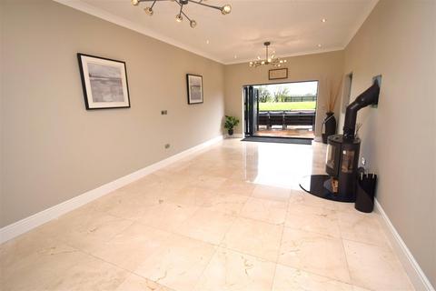 4 bedroom detached house for sale, Old Fold Road, Westhoughton, Bolton