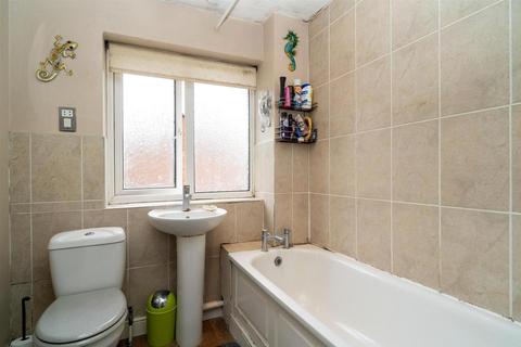 14 Gate Close, Borehamwood, WD6 5DH