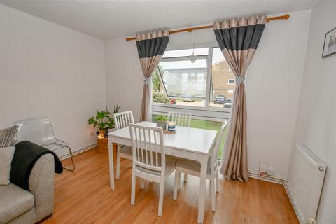 2 bedroom flat for sale, Ribbledale, London Colney, St. Albans