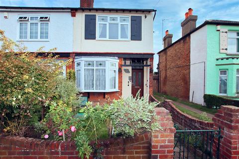 2 bedroom cottage to rent, New Road, Shenley