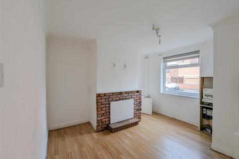 2 bedroom end of terrace house for sale, Elizabeth Street, Leigh