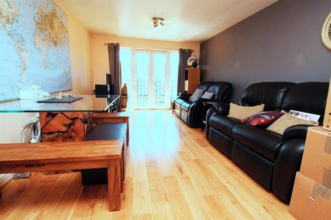 2 bedroom flat for sale, Coleridge Way, Borehamwood