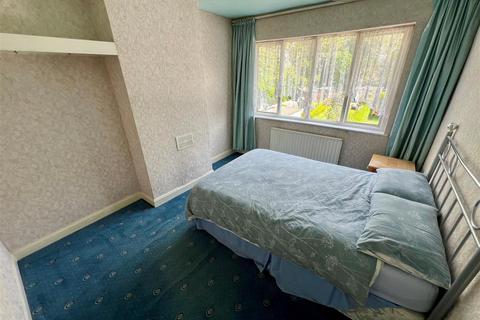 90 Clinton Road, Shirley, Solihull, B90 4RG