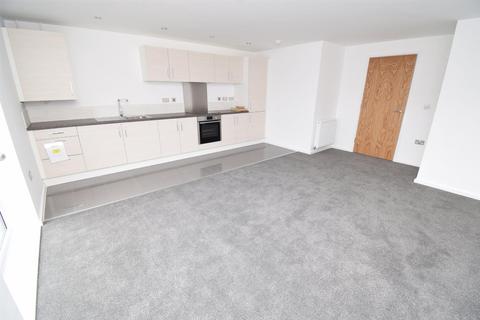 2 bedroom apartment to rent, Carnforth Avenue, Wakefield WF1