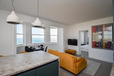 2 bedroom flat for sale, Warrior Square, St Leonards-On-Sea