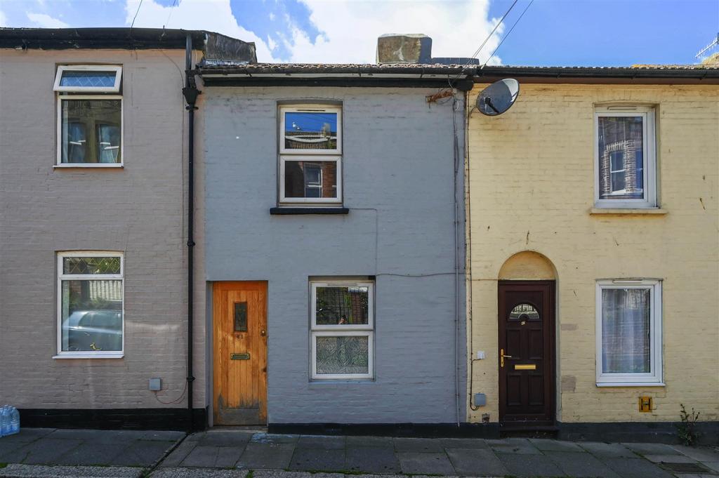 Stonefield Road, Hastings 2 bed terraced house for sale £255,000
