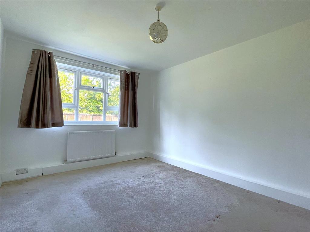 Bedroom1.jpg