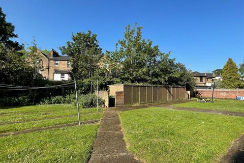 53a Martins Road, Bromley, BR2 0EE