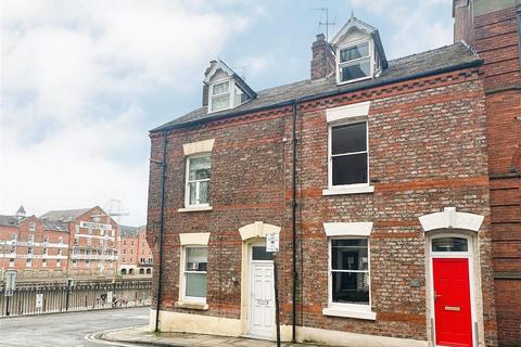 3 bedroom terraced house for sale, Lower Friargate, Off Clifford Street