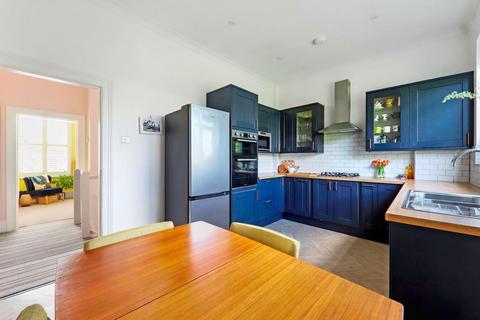 9a Howard Road, London, SE20 8HQ