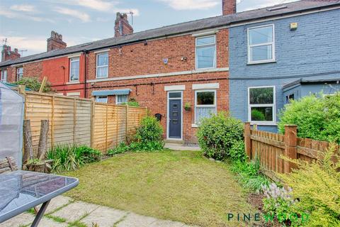 2 bedroom terraced house for sale, Tapton Terrace, Chesterfield S41