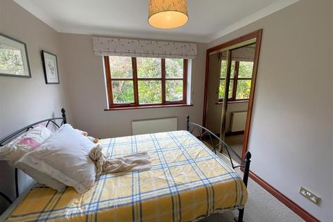 10 Meadow Breeze, Lostwithiel, PL22 0BJ