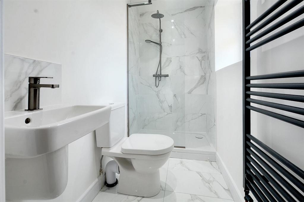 En-Suite.jpeg