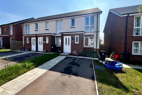 2 bedroom end of terrace house for sale, Kingfisher Drive, Lydney GL15