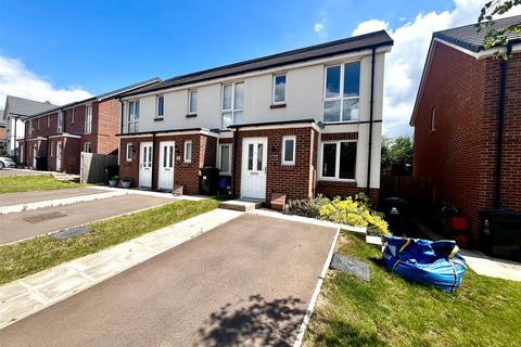 2 bedroom end of terrace house for sale, Kingfisher Drive, Lydney GL15