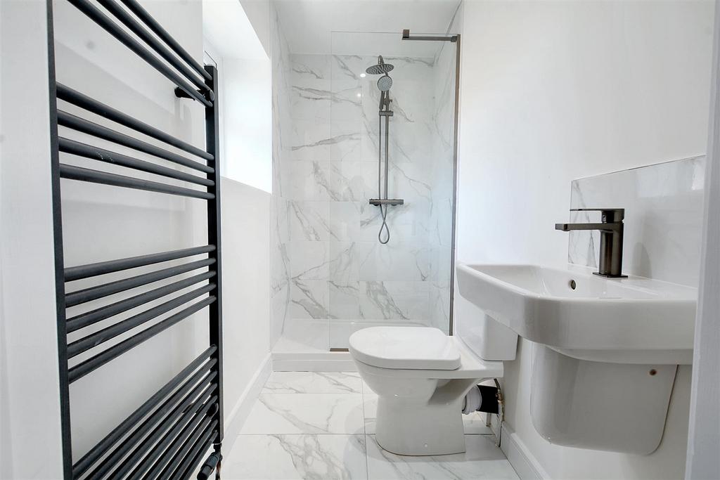 En-Suite.jpeg