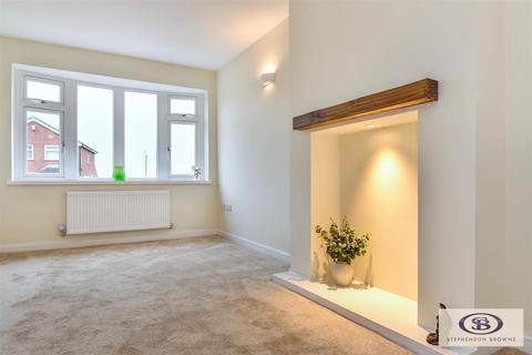101 Derek Drive, Stoke-on-trent, ST1 6BX