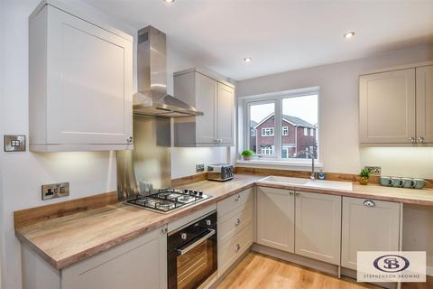101 Derek Drive, Stoke-on-trent, ST1 6BX