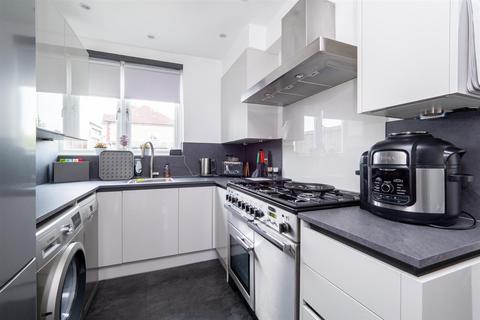 5 Brocks Drive, Sutton, SM3 9UJ