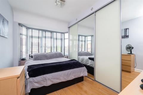 5 Brocks Drive, Sutton, SM3 9UJ