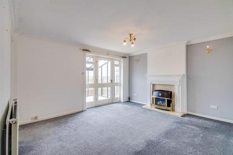 4 bedroom detached house for sale, Hastings Court, Altofts WF6