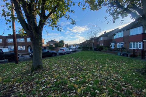 3 bedroom house for sale, Bullwell Crescent, Cheshunt, Waltham Cross