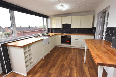 3 bedroom terraced house to rent, Wendover Rise, Allelsey Park, Coventry, CV5 - AVAILABLE NOW