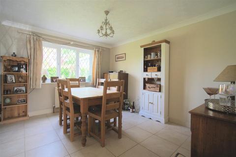 5 bedroom detached house for sale, Greenfields Road, Dereham